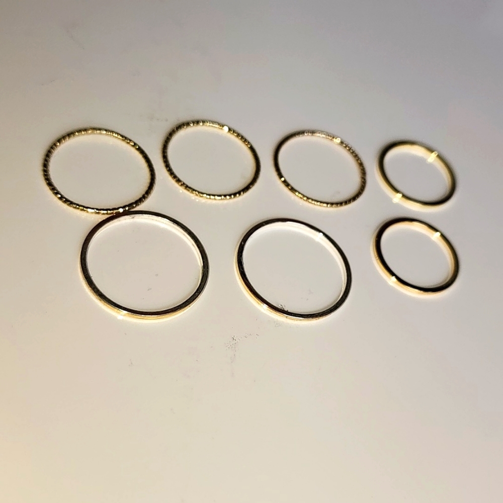 Dainty Gold plated ring set of 7